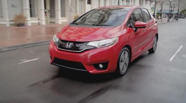 本田飞度改装专业汽车音响器材歌剧世家+英国正弦波音响