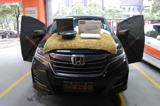 汽车音响改装|钟爱于歌剧世家！本田艾力绅...