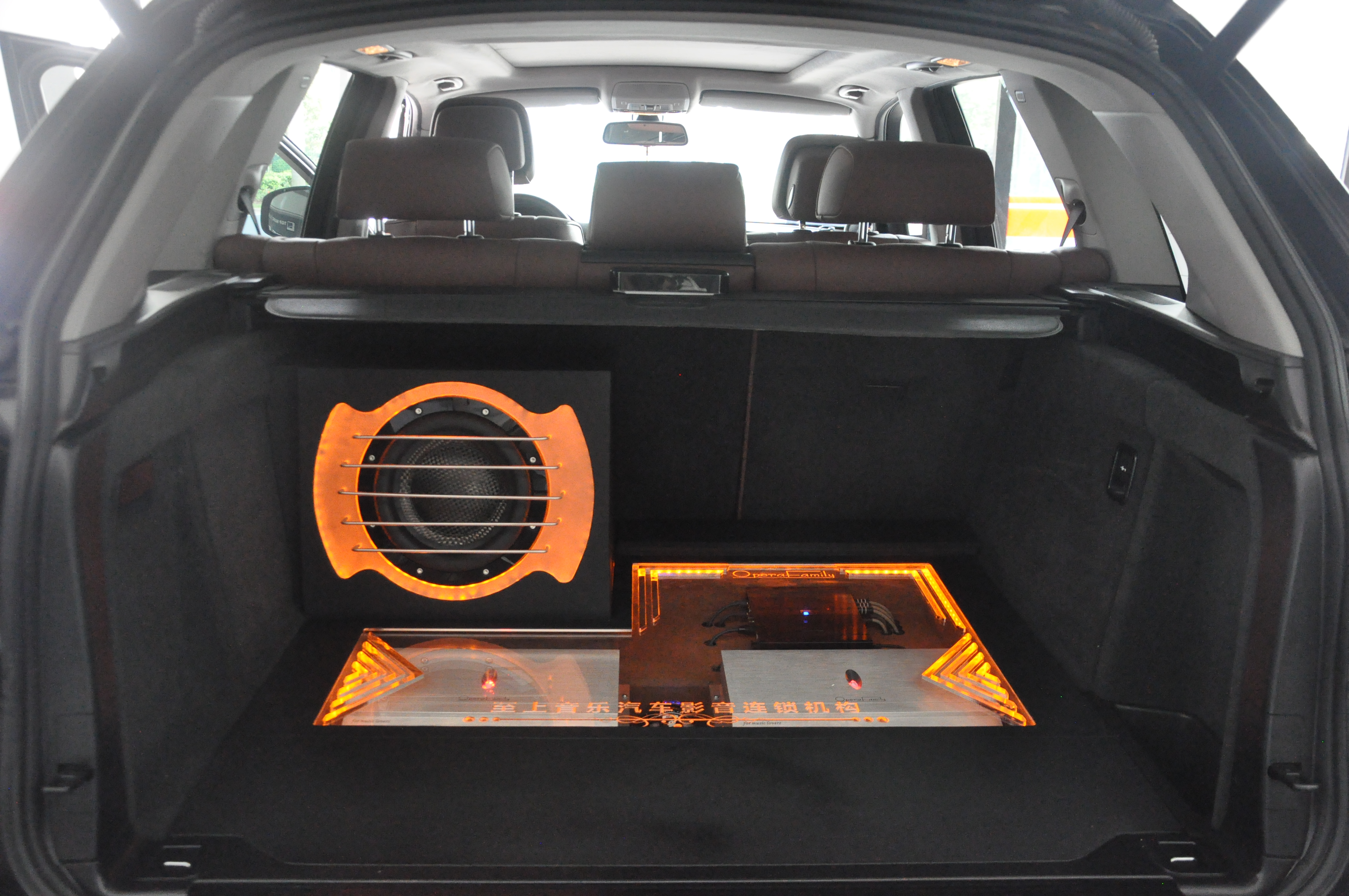 路虎神行者汽车音响改装歌剧世家，精致度全面提升