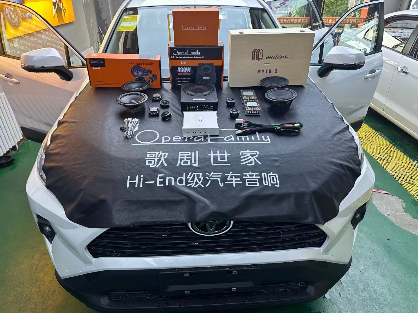 丰田荣放音响升级，音浪来袭，让音乐与你同...